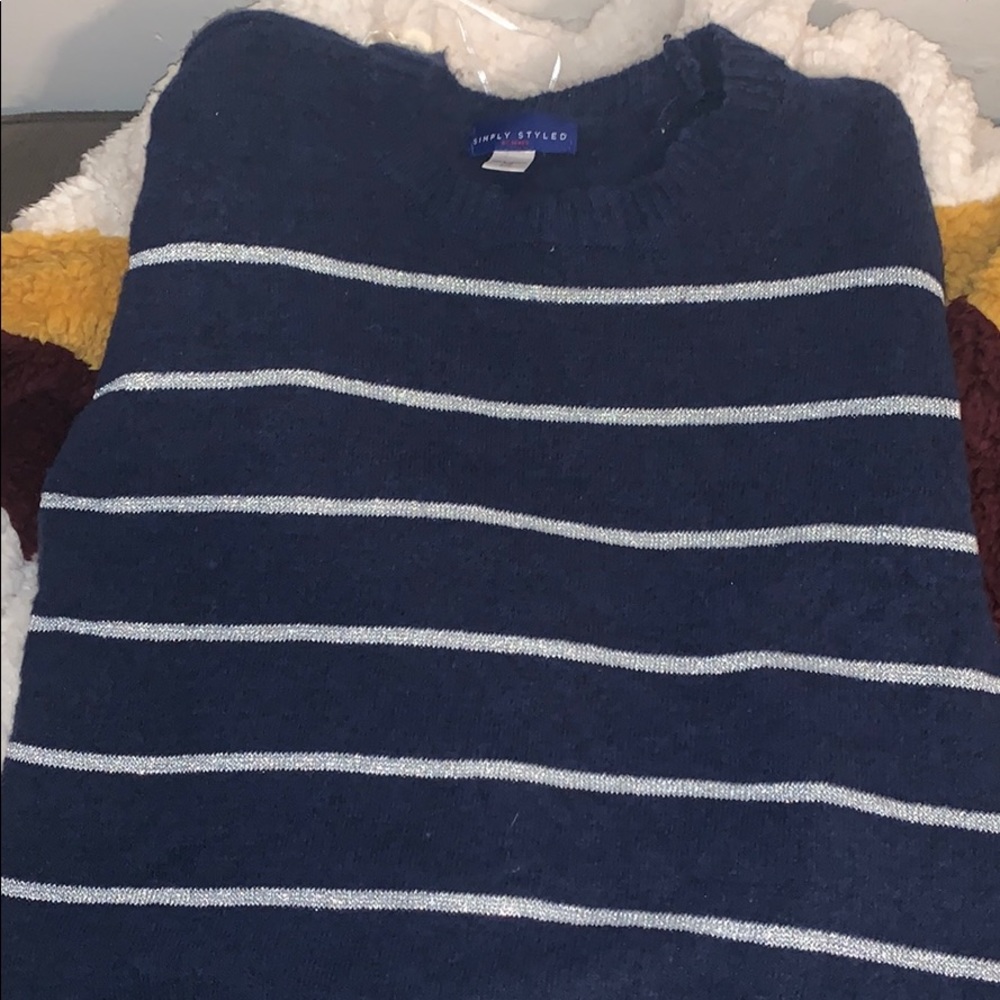 Sweater/shirt